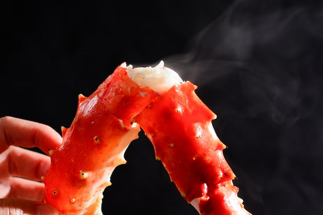 【自宅やギフトに】超特大たらば蟹脚1肩約1.5㎏(4-5人前)